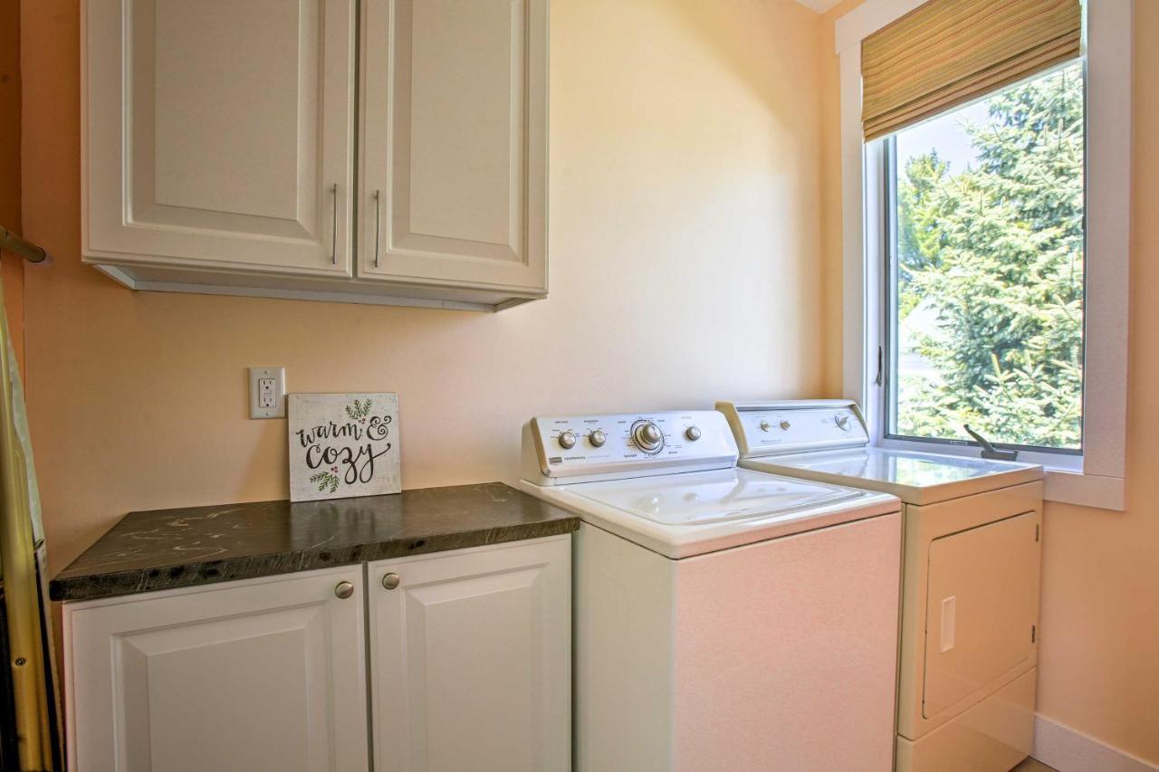 Cozy And Urban Ludington Apt About 1 Mi To Lake Michigan ภายนอก รูปภาพ